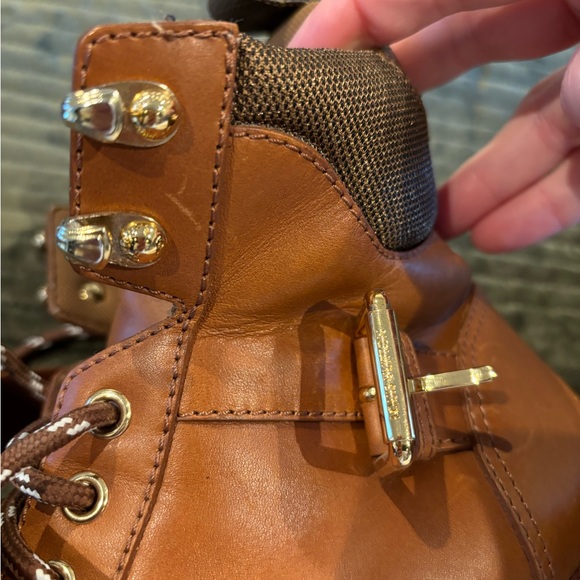 SOLD! Louis Vuitton Boots size 8 - Picture 8 of 10